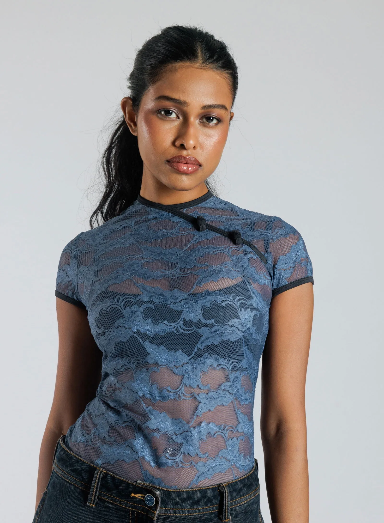 LACE TOP