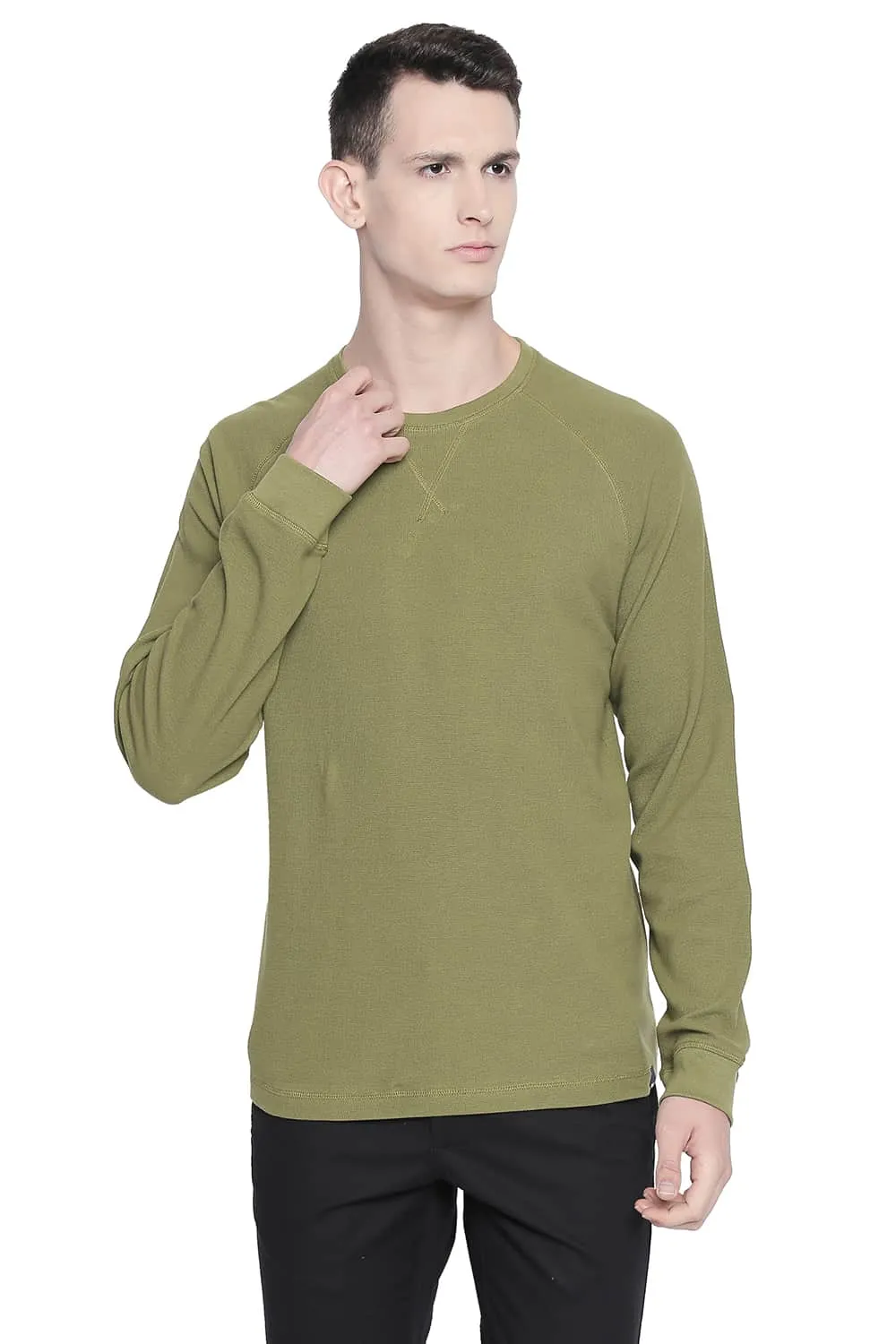 Muscle Fit Raglan T Shirt