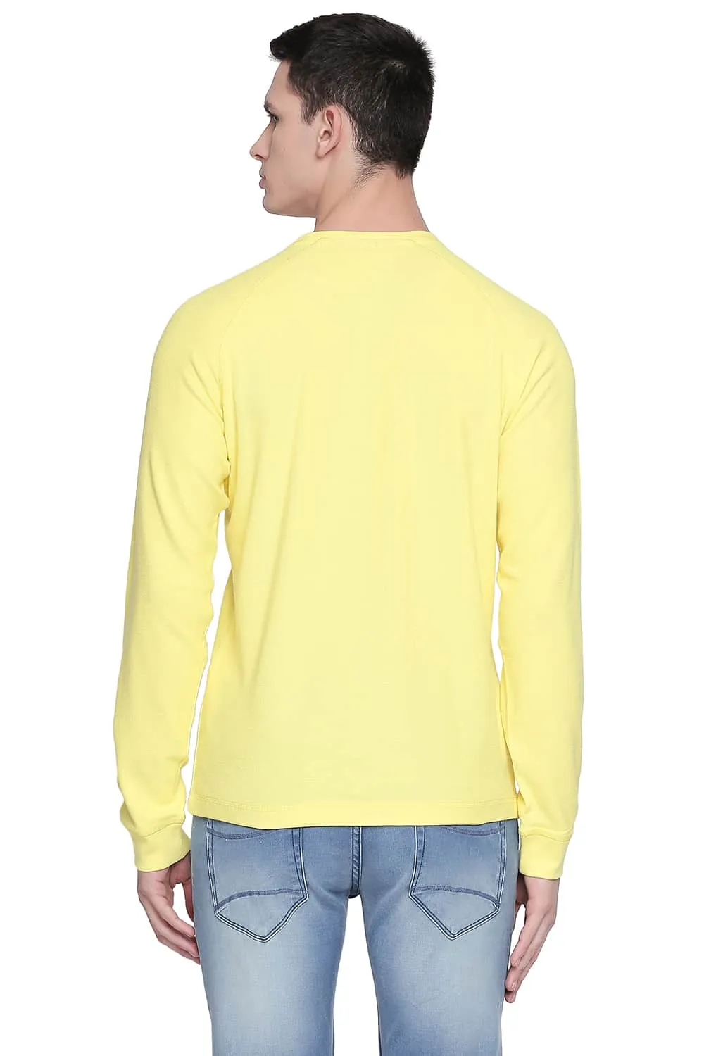 Muscle Fit Raglan T Shirt