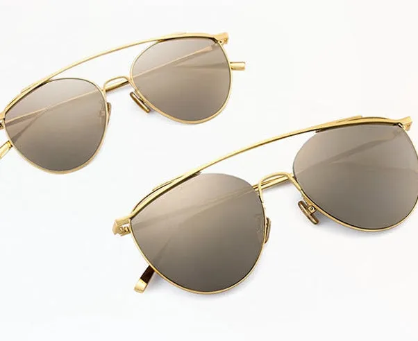 Trendy Aviator-Style Sunglasses - Perfect for Summer Adventures with OPERA!
