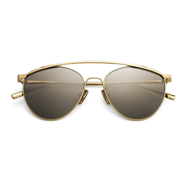 Trendy Aviator-Style Sunglasses - Perfect for Summer Adventures with OPERA!