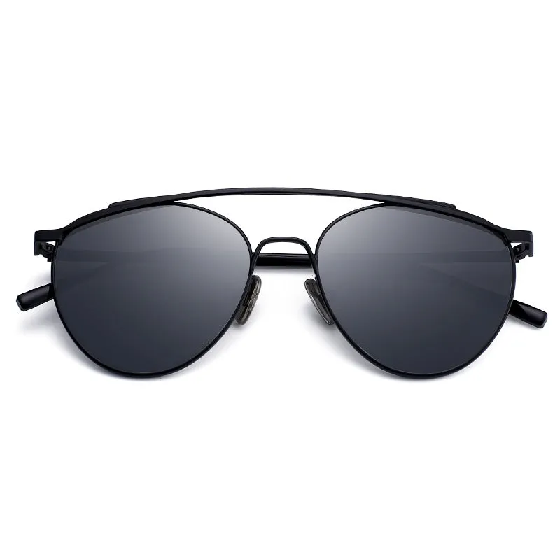 Trendy Aviator-Style Sunglasses - Perfect for Summer Adventures with OPERA!