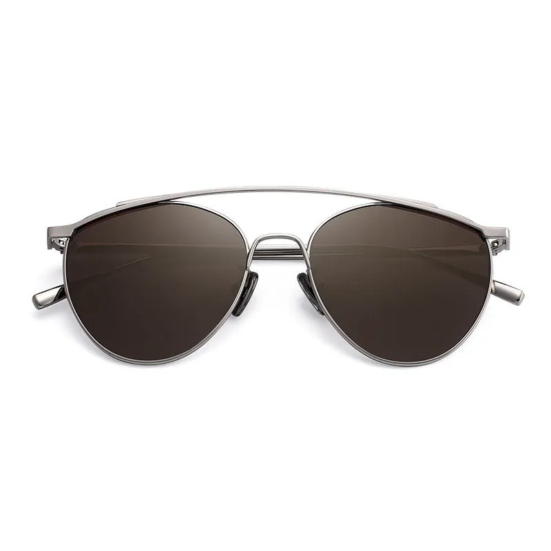 Trendy Aviator-Style Sunglasses - Perfect for Summer Adventures with OPERA!