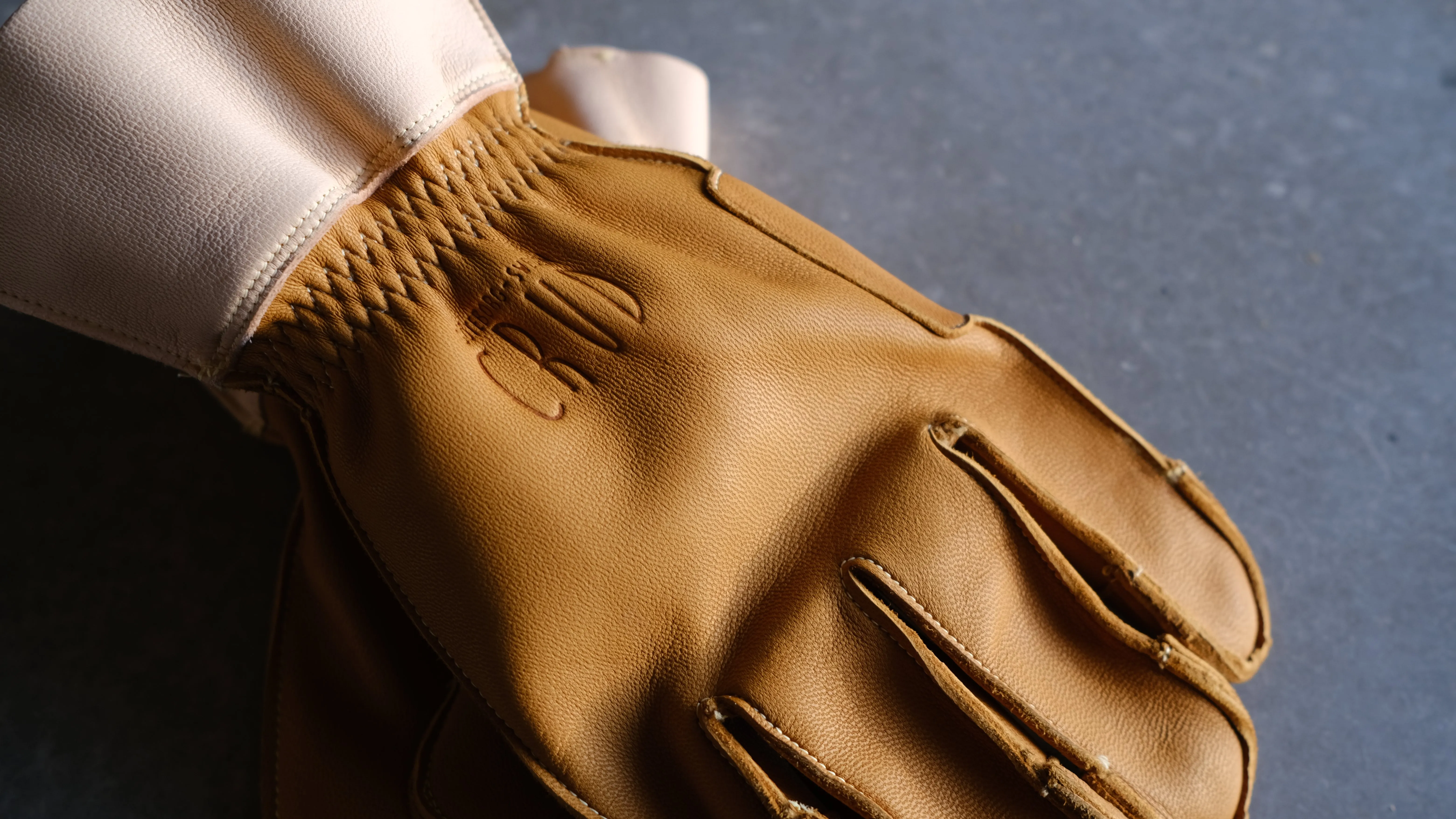 Vuogas gloves